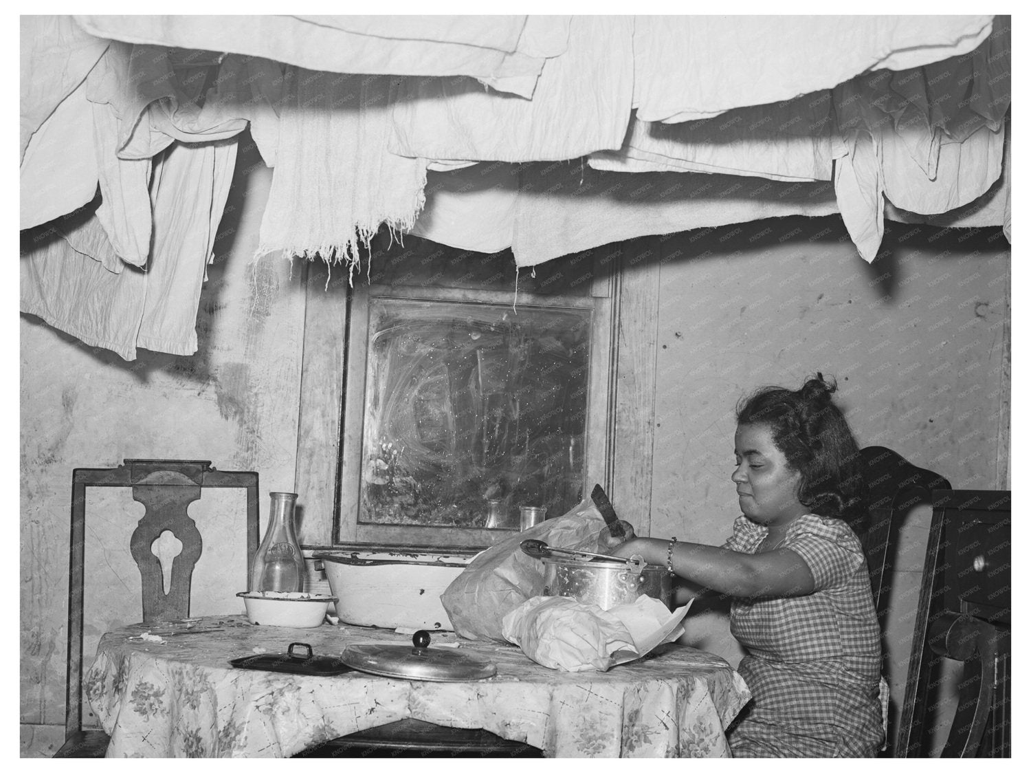 Chicago Family Meal Preparation Scene April 1941