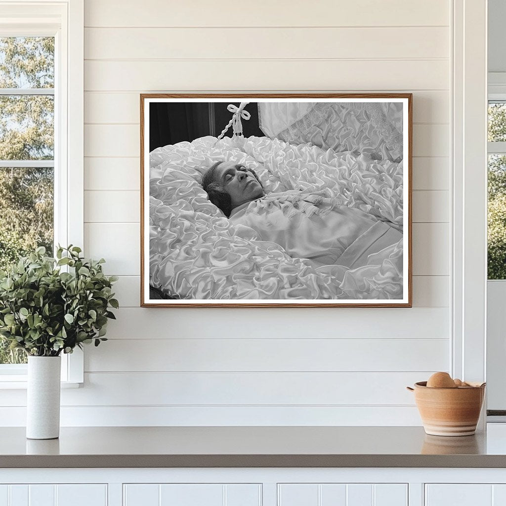 Chicago Death Scene April 1941 Historical Photograph
