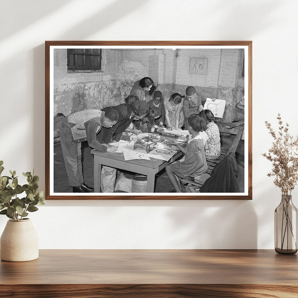 Art Training at Good Shepherd Community Center Chicago 1941