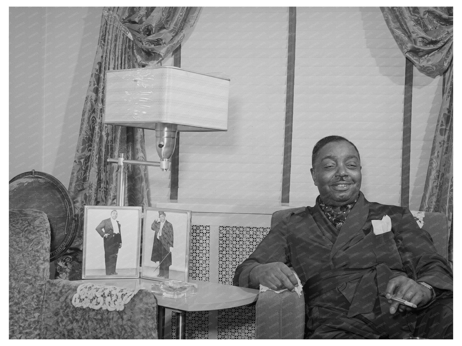 Chicago Home Scene April 1941 FSA/OWI Collection
