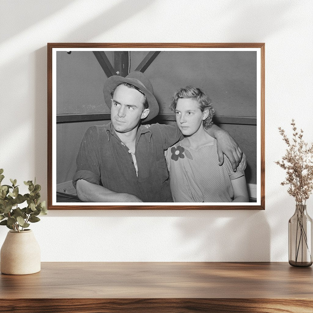 Farm Worker and Wife at Idaho Labor Camp 1941