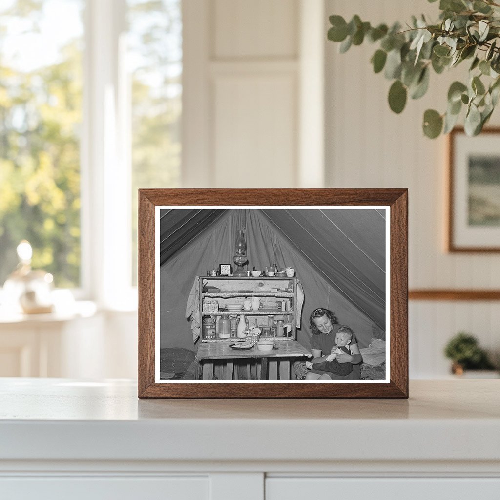 Mother and Child at Migrant Labor Camp Wilder Idaho 1941