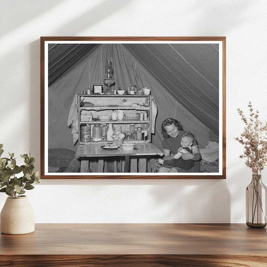 Mother and Child at Migrant Labor Camp Wilder Idaho 1941