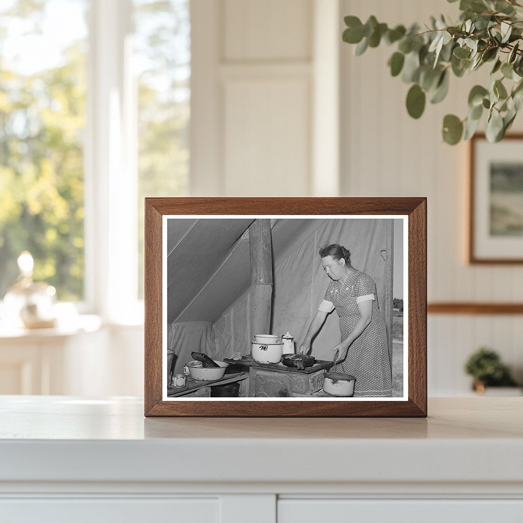 Farm Workers Wife Prepares Dinner Migratory Labor Camp 1941