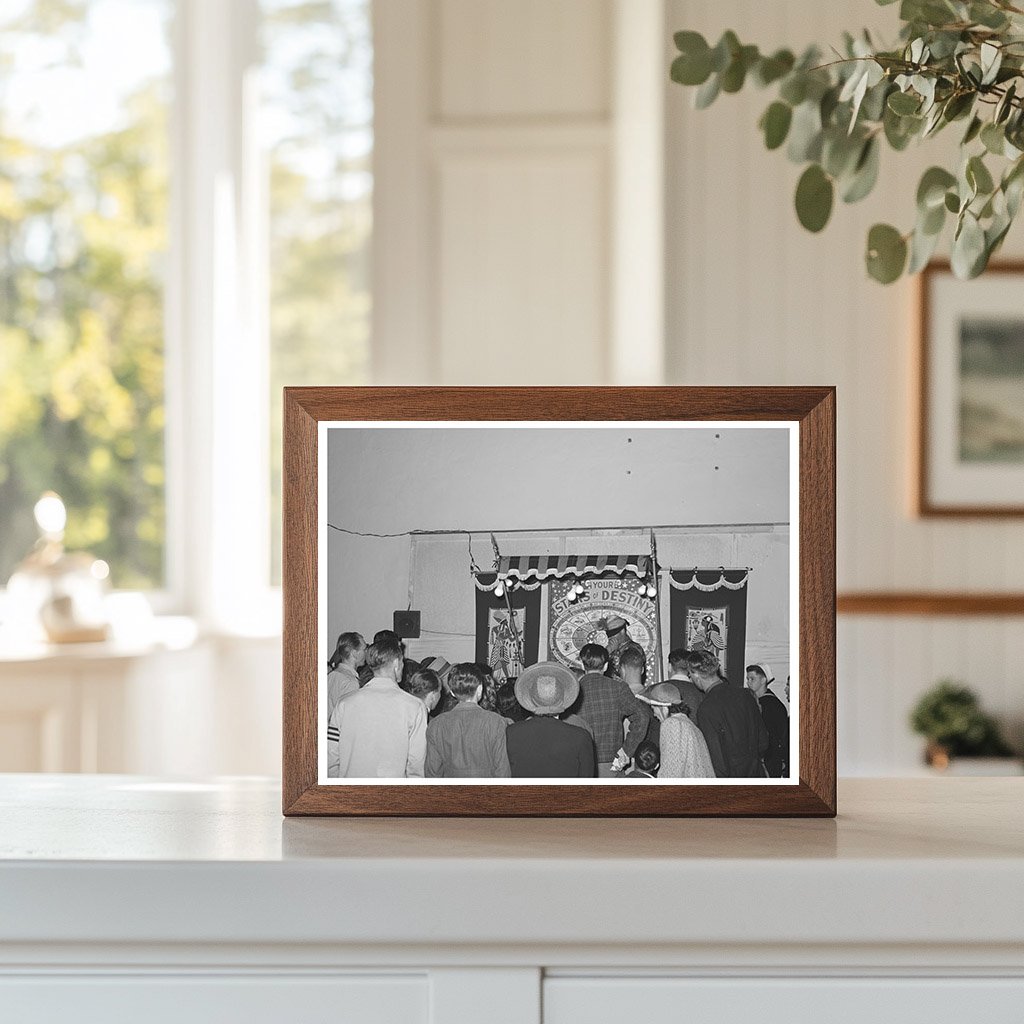 Fortune Teller at Mission Beach San Diego May 1941