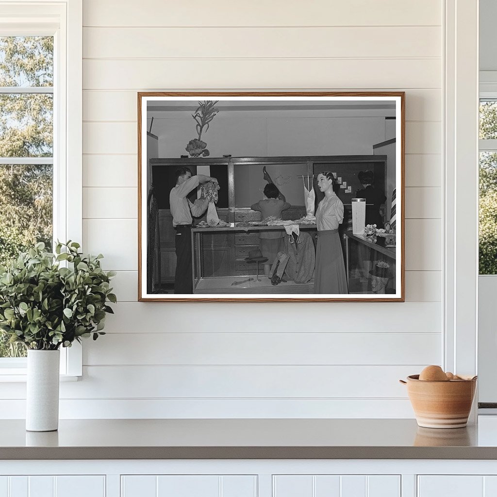 Vintage Retail Sales Class Display San Diego 1941