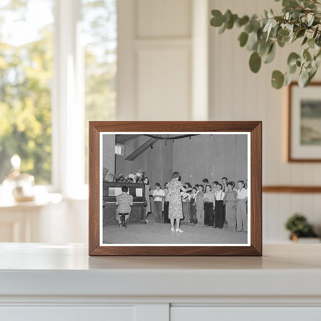 Schoolchildren and Teacher at Idaho Labor Camp June 1941