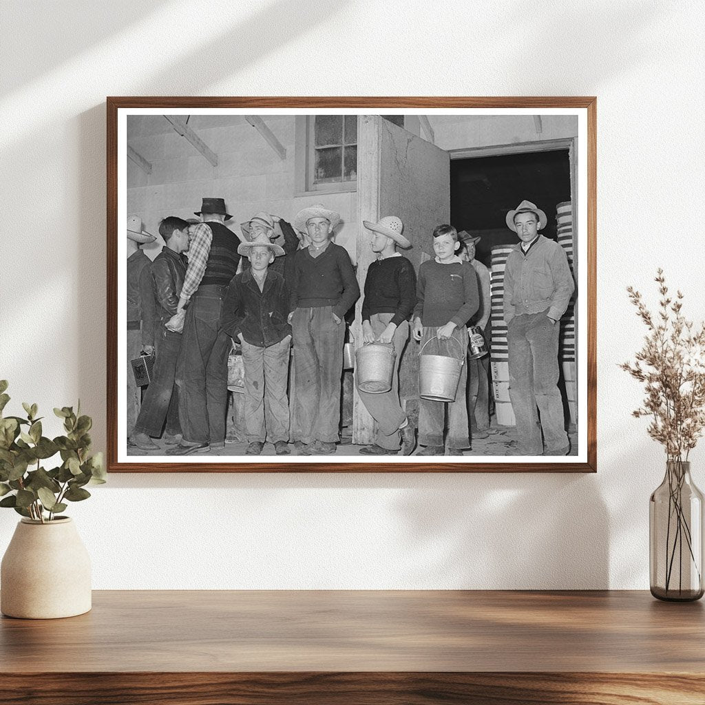 High School Boys Picking Peas Canyon County Idaho 1941