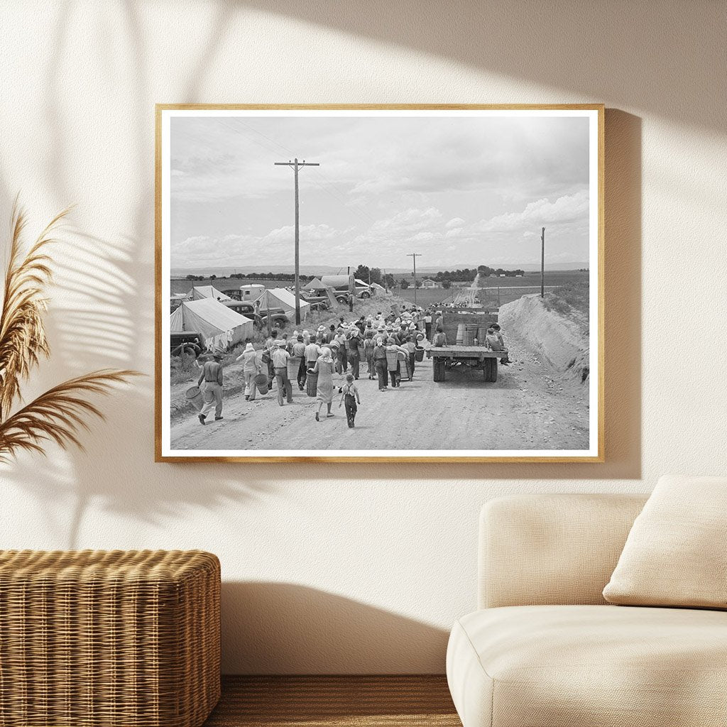 Pea Pickers Leaving Labor Camp Canyon County Idaho 1941