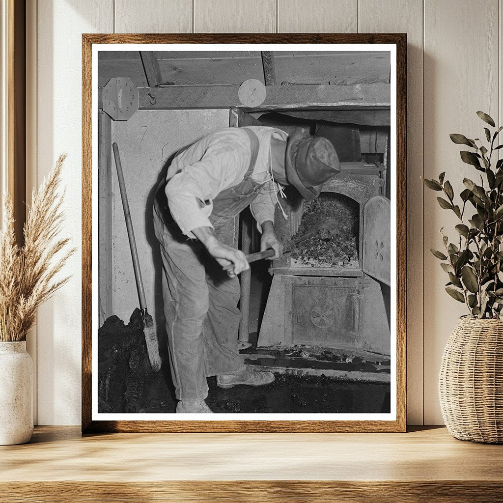 1941 Hop Kiln Repair Workers Yakima County Washington