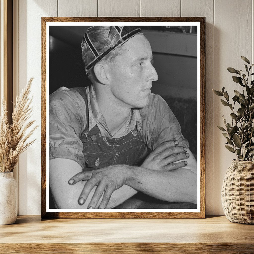 Vintage Olive Oil Production in Lindsay California 1942