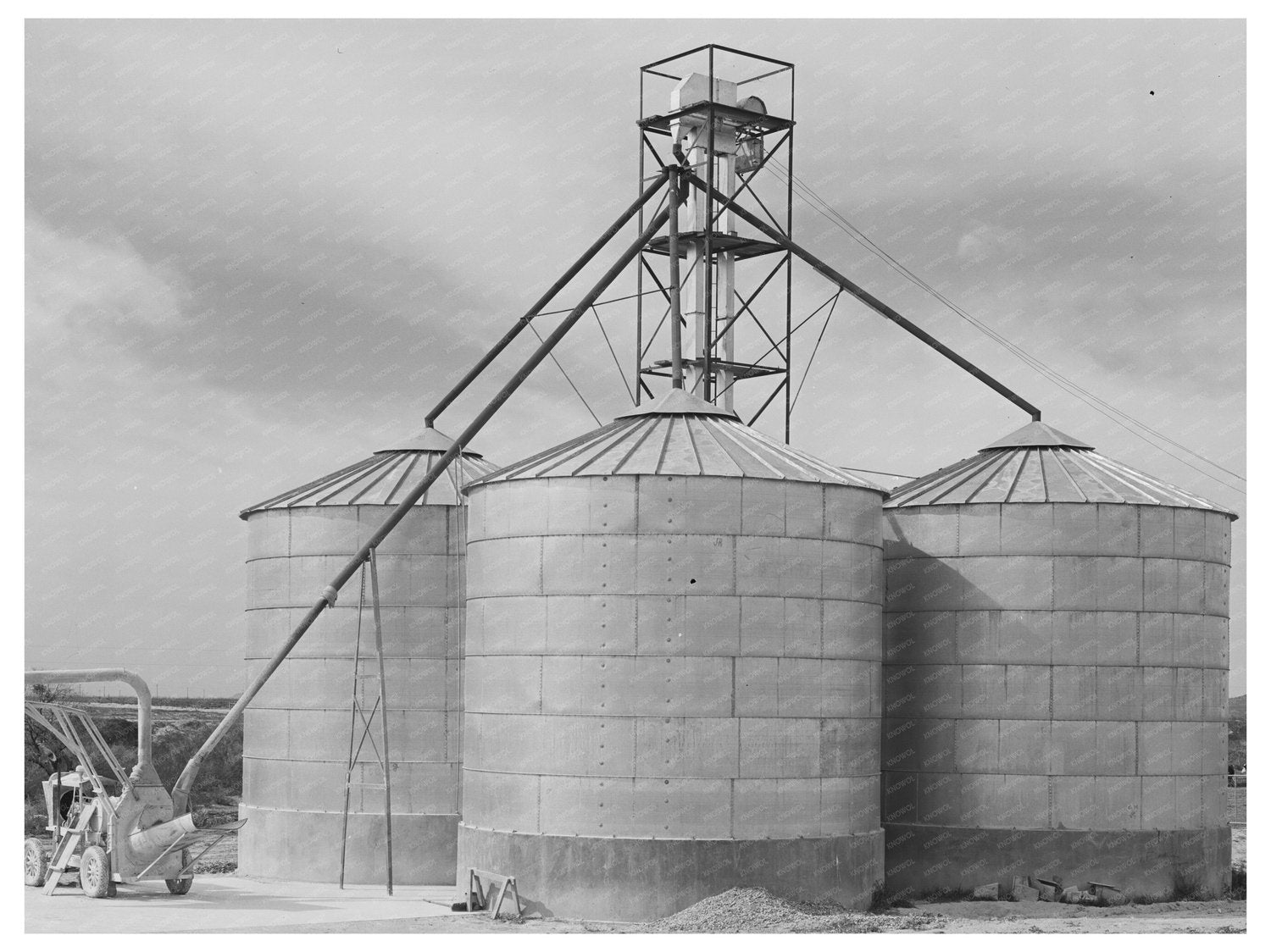 Triple Grainery Casa Grande Farms Arizona 1942
