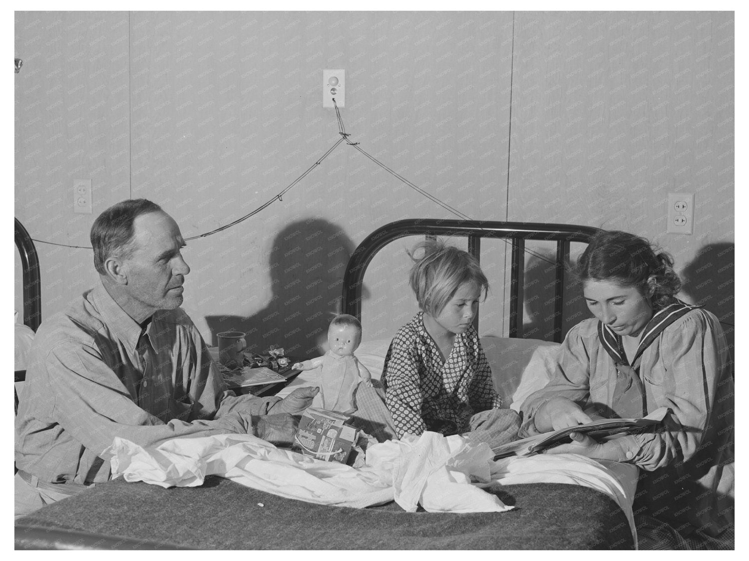 Eleven Mile Corner Arizona Visitors Hour February 1942