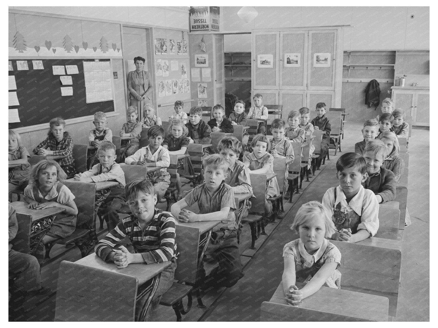 Schoolchildren at FSA Farm Workers Community 1942