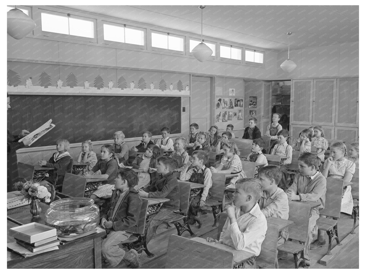 Schoolchildren at Farm Security Administration Arizona 1942