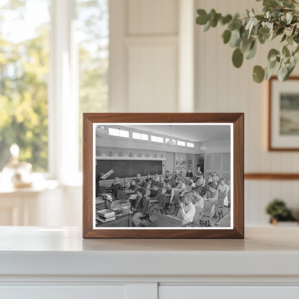 Schoolchildren at Farm Security Administration Arizona 1942