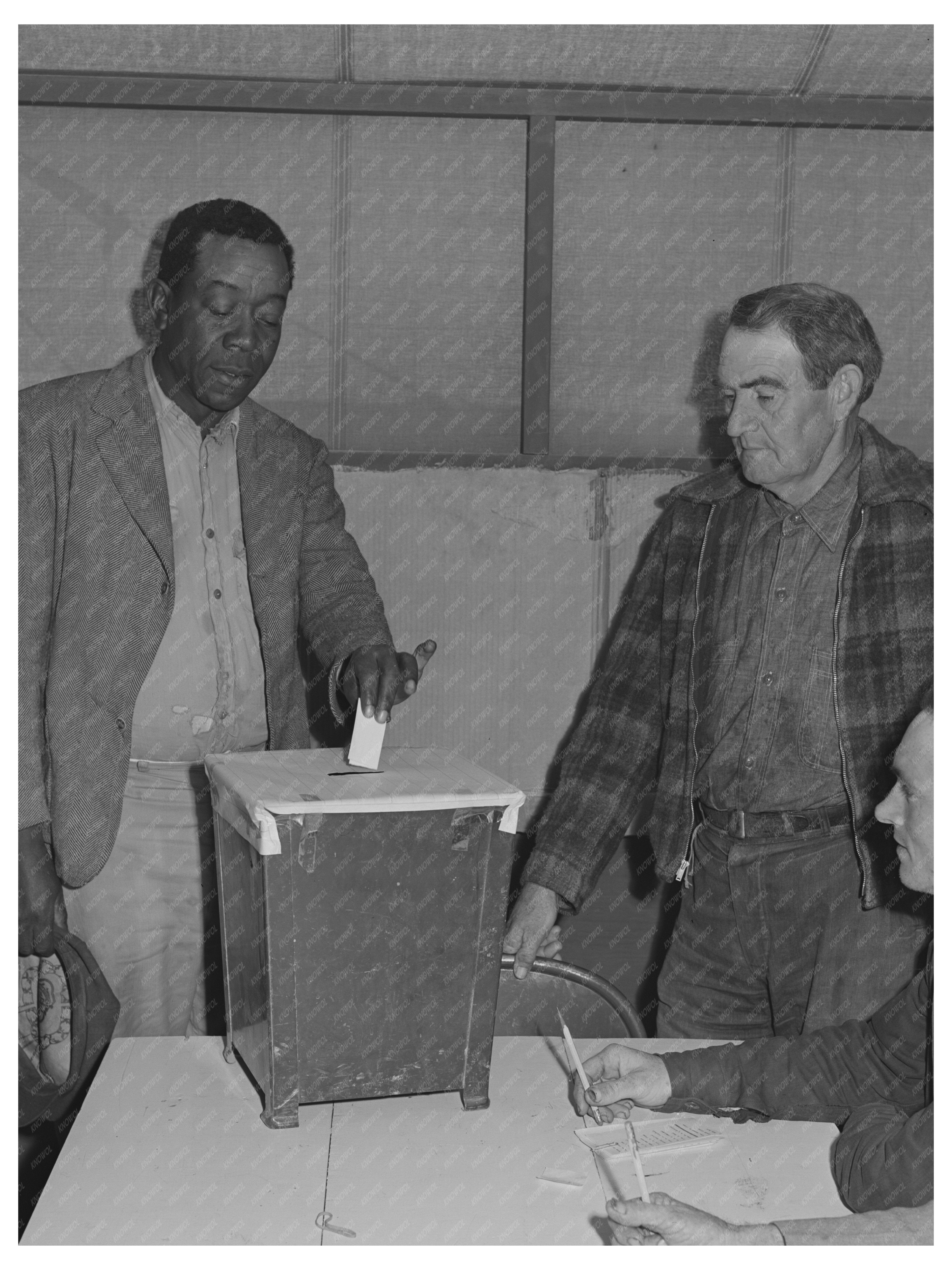 Farm Workers at Community Mobile Unit Pinal County 1942