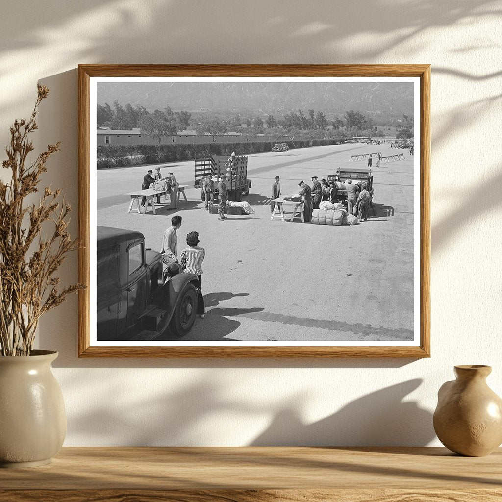 1942 Japanese American Evacuation at Santa Anita Center