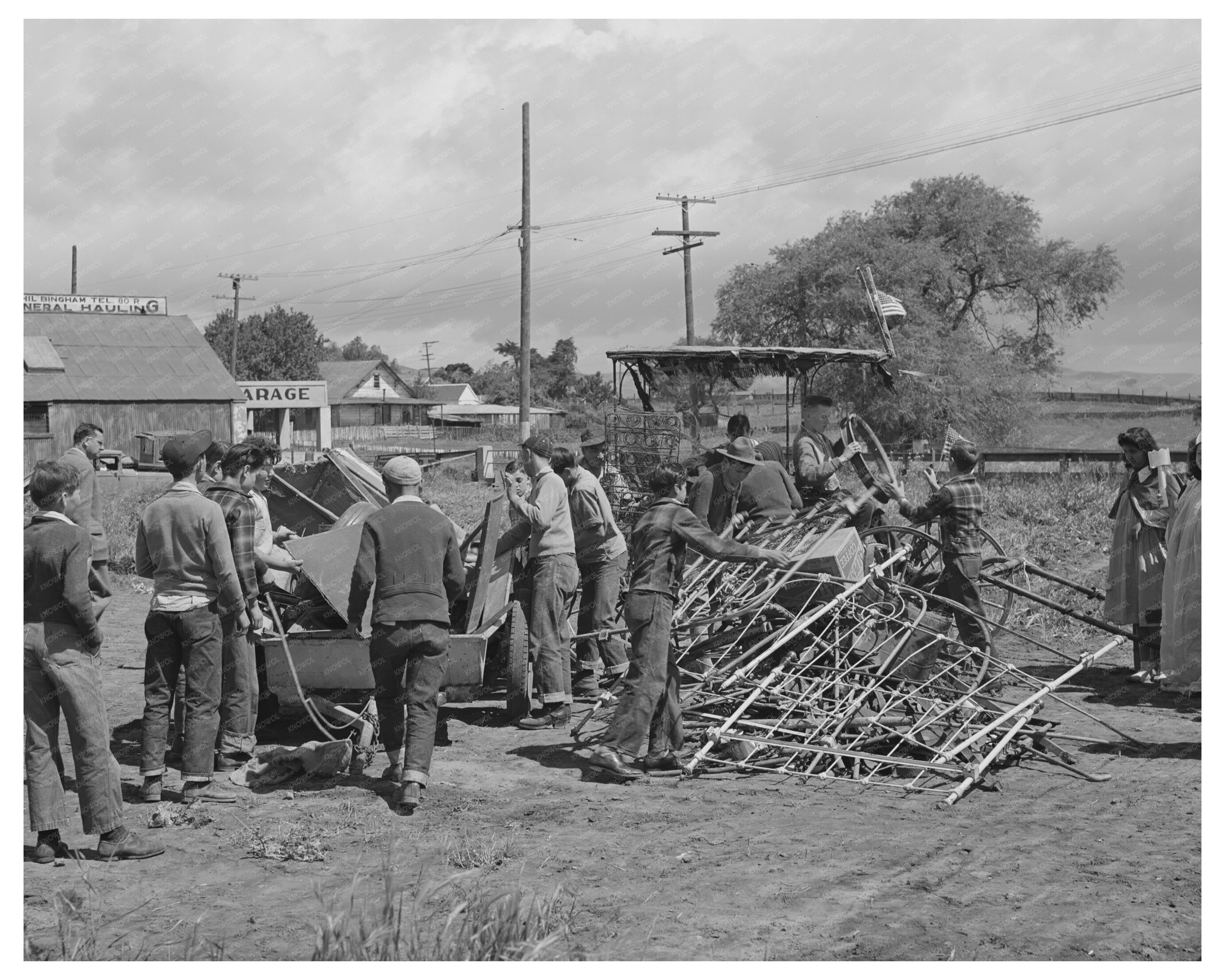 1942 San Juan Bautista Schoolchildren Collecting Scrap Metal