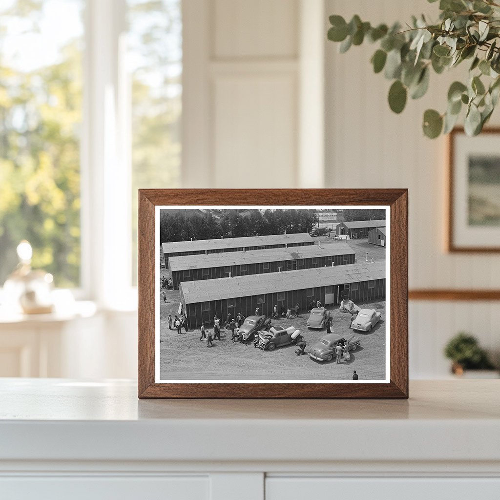 Japanese-Americans Arriving in Salinas May 1942