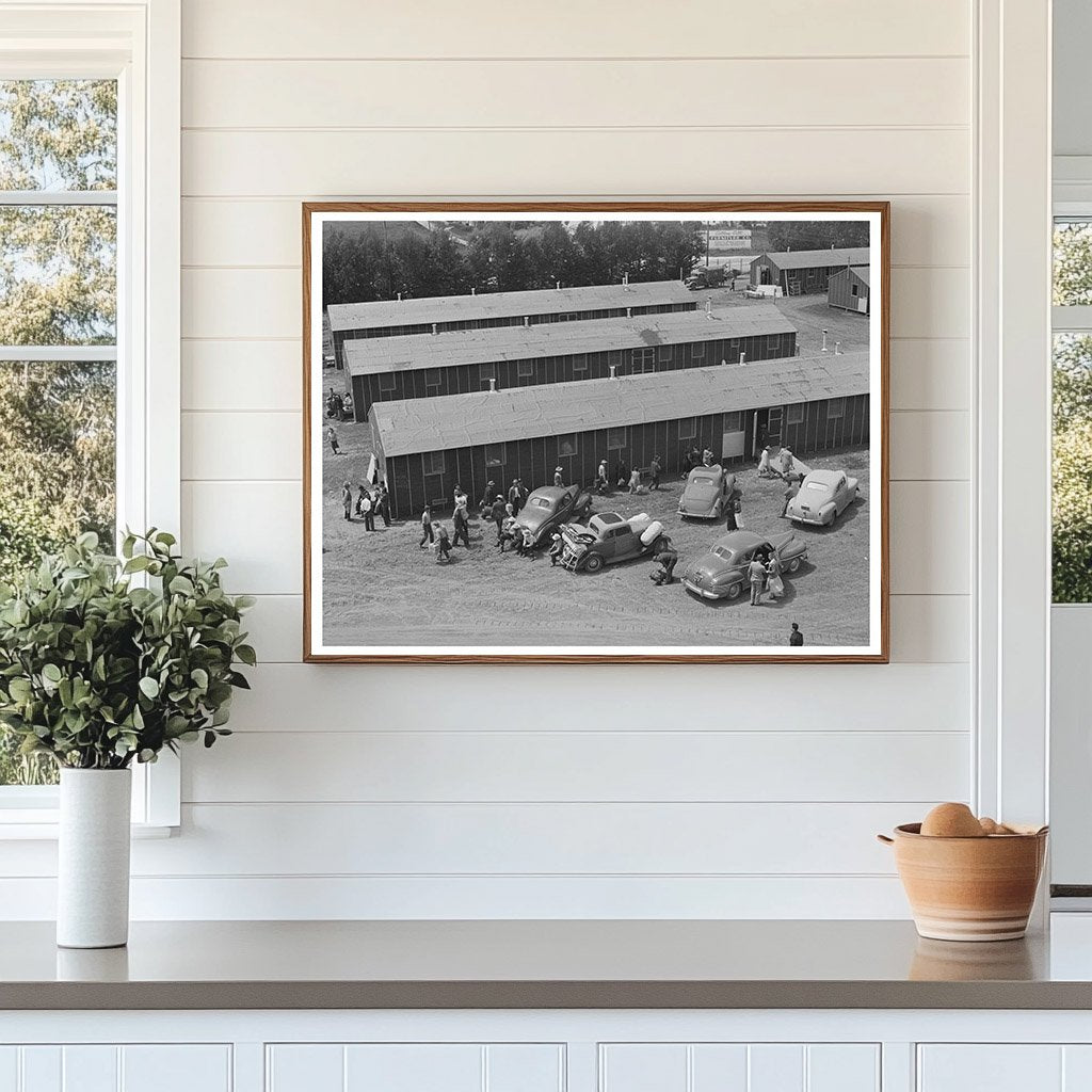 Japanese-Americans Arriving in Salinas May 1942