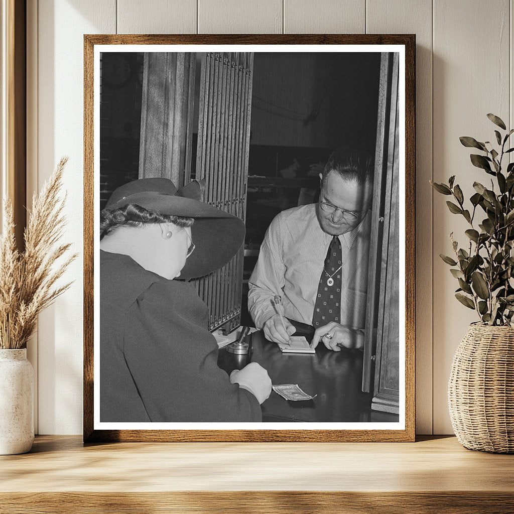 1942 Housewife PTA President Depositing Funds in Turlock CA