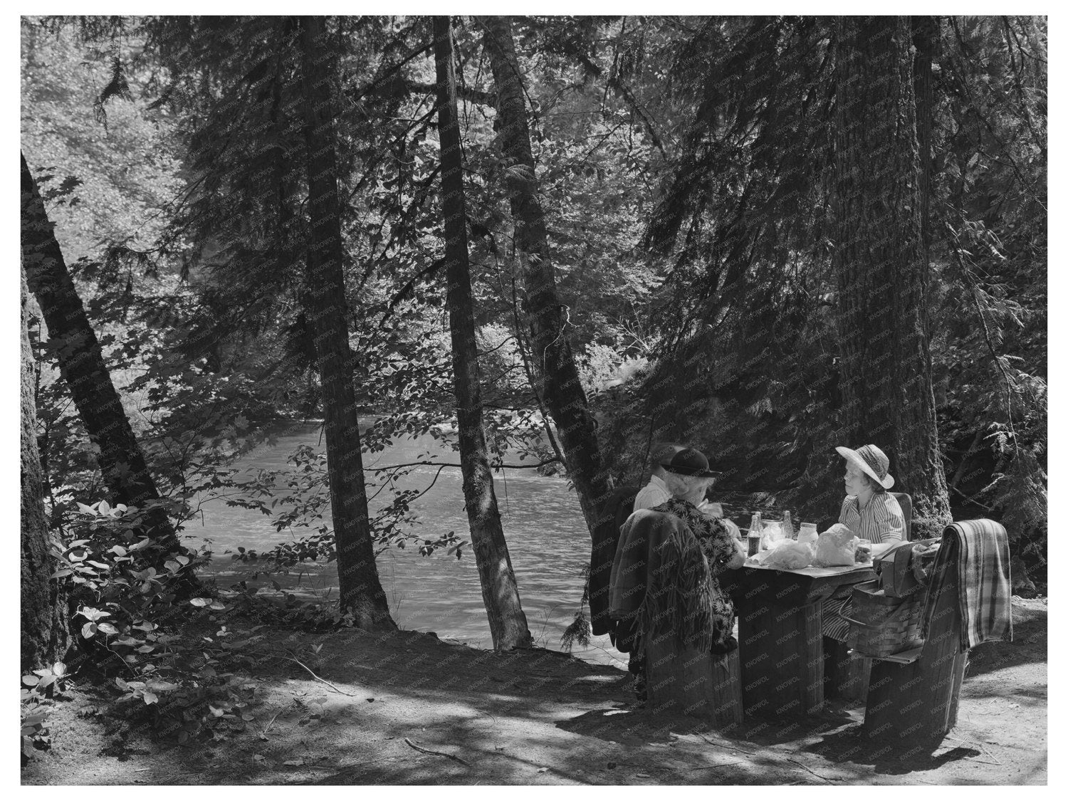 Picnickers at Blue Pool Willamette National Park July 1942