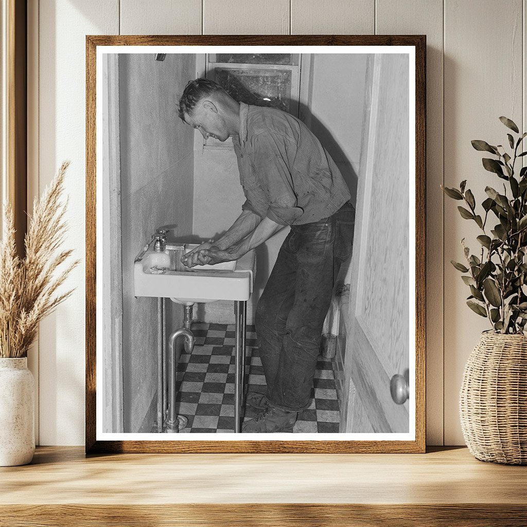 Ola Idaho Self-Help Cooperative Bathroom 1942