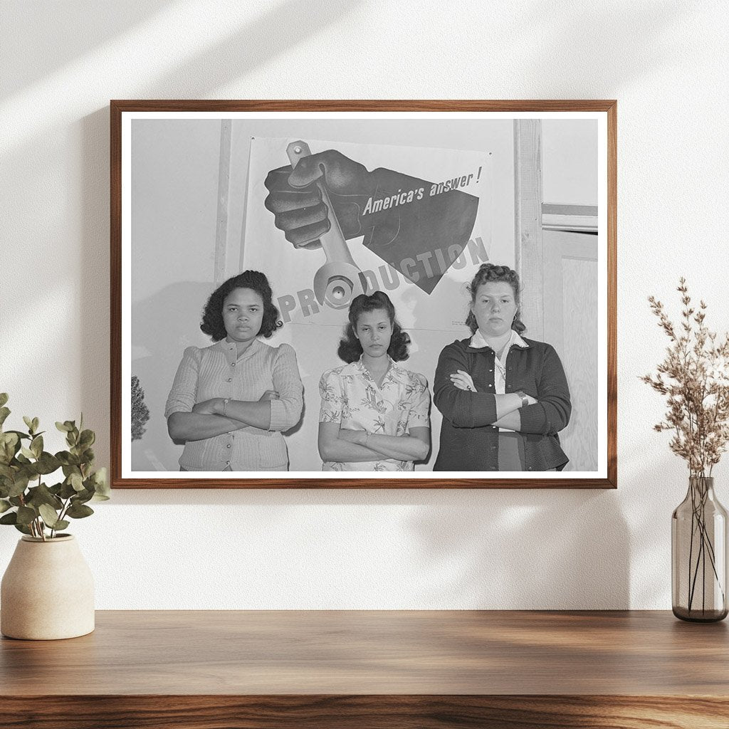 Women Workers at Pacific Parachute Company 1942