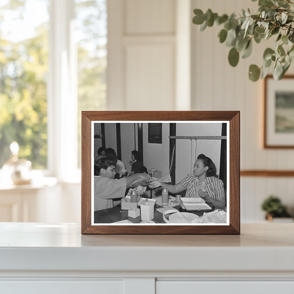 1942 Workers Lunch Hour at Pacific Parachute Company