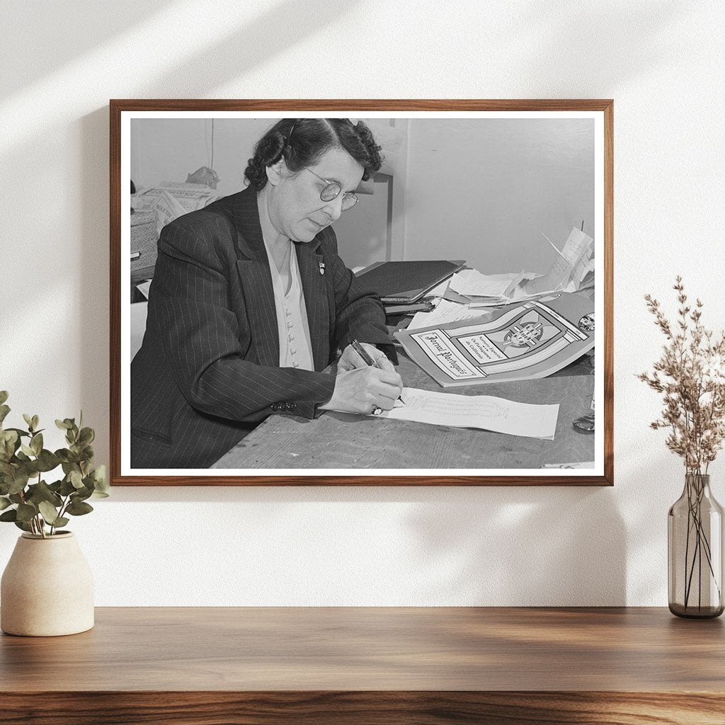 Mrs. Mary N. Silveira Managing Editor April 1942