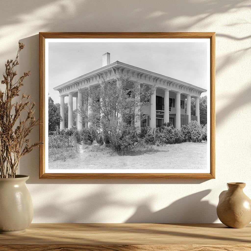 Historic Building in Lowndesboro, Alabama, 1830