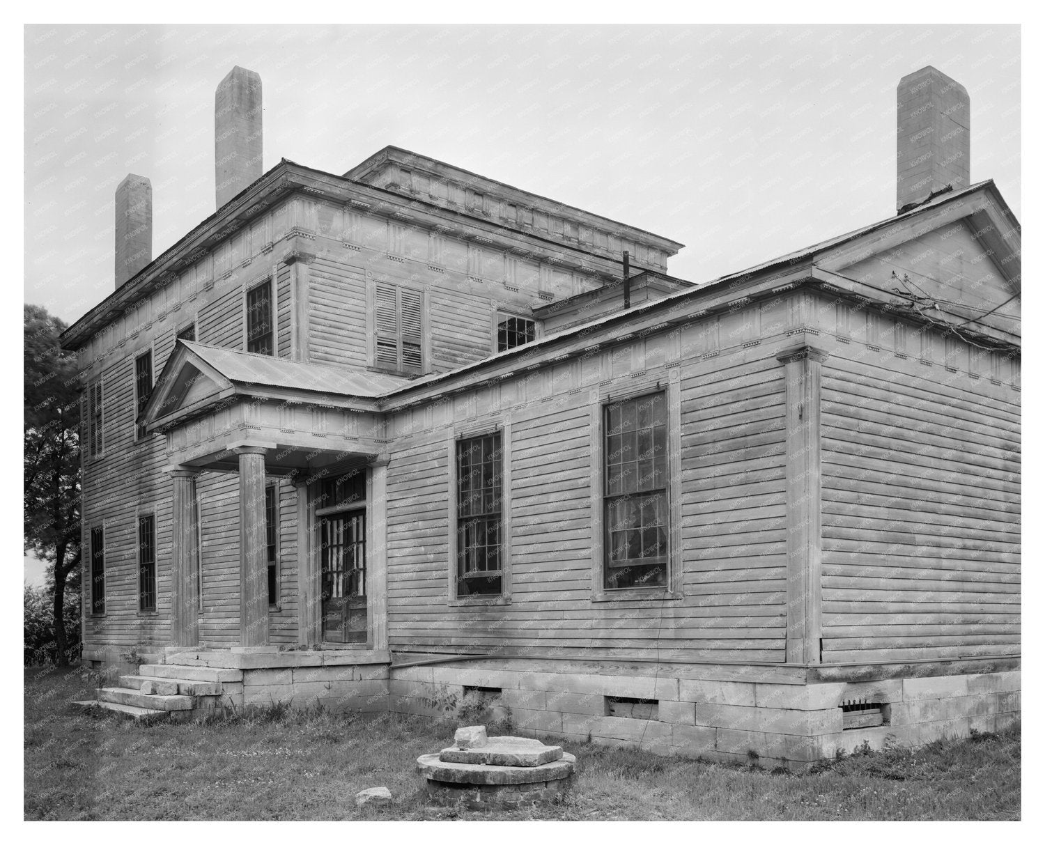 Historic 1848 Architecture in Cherokee, Alabama