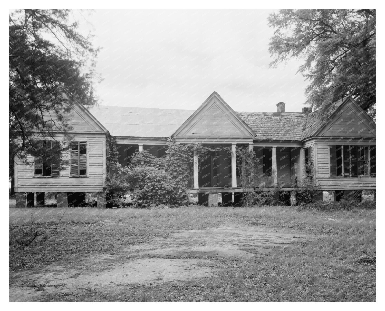 Historic House in Greensboro, Alabama - 20th Century Image