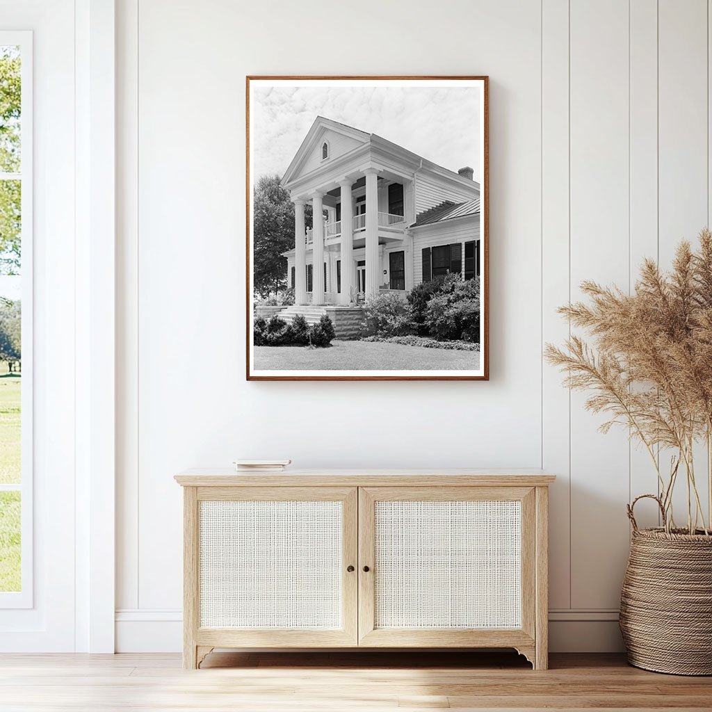 1828 Building in Selma, Alabama - Historical Architecture