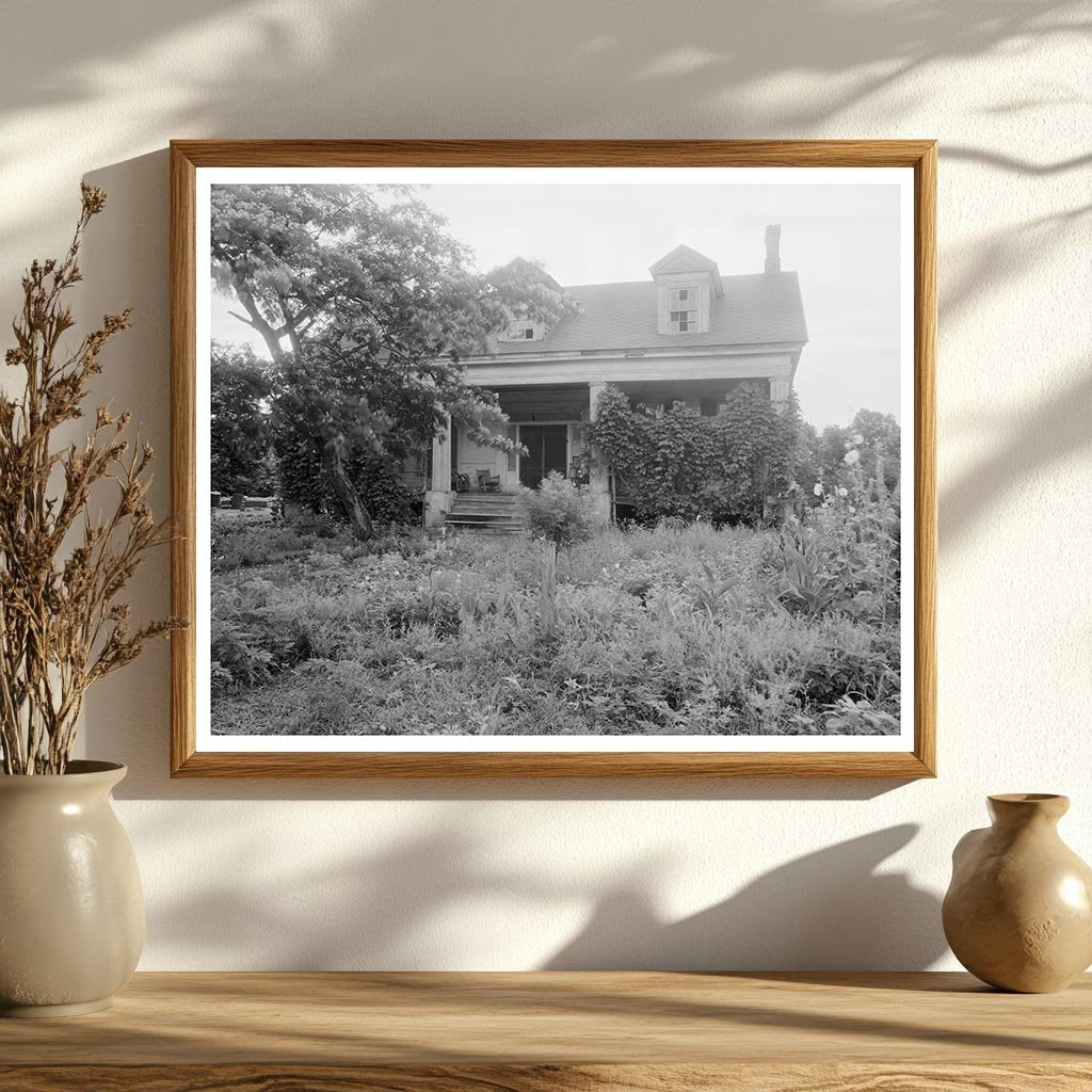 Historic Home in Forkland, Alabama - 1821 Architecture