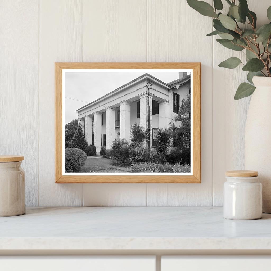 Historic 1832 Greek Revival Home in Demopolis, Alabama