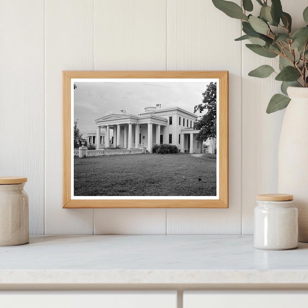 Historic 1842 Building in Demopolis, Alabama
