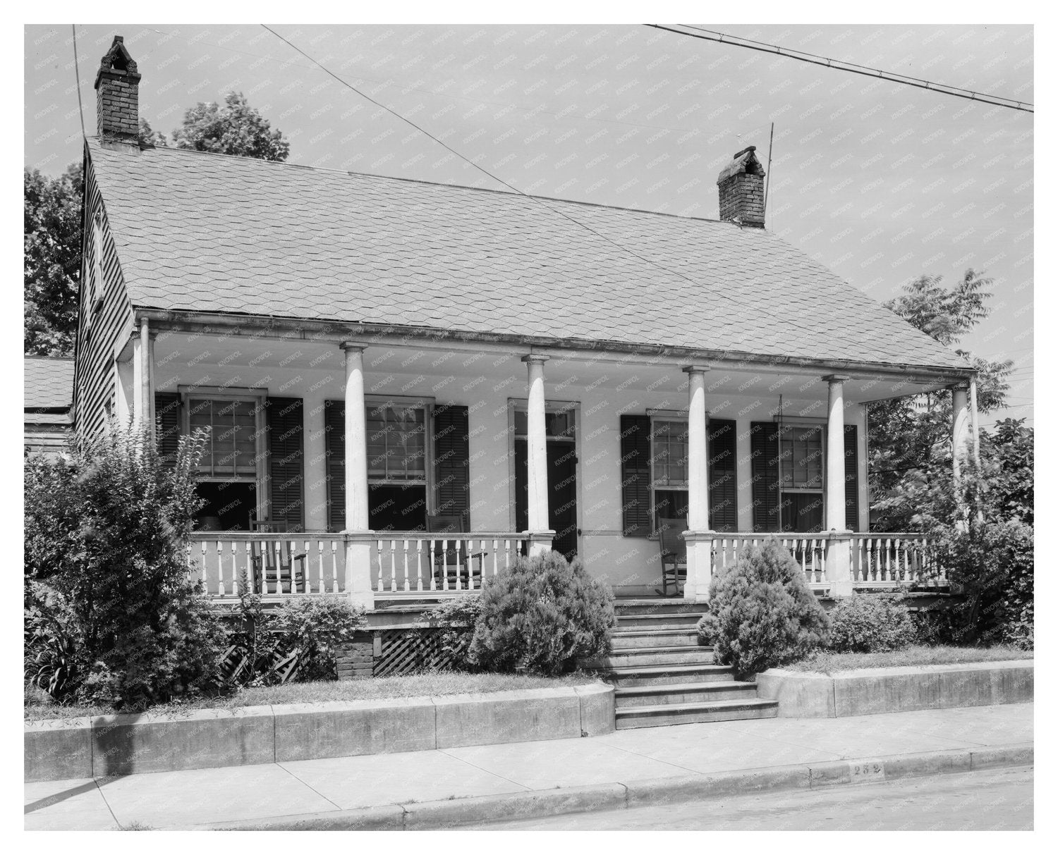1900s Cottage in Mobile, Alabama - Architectural Heritage