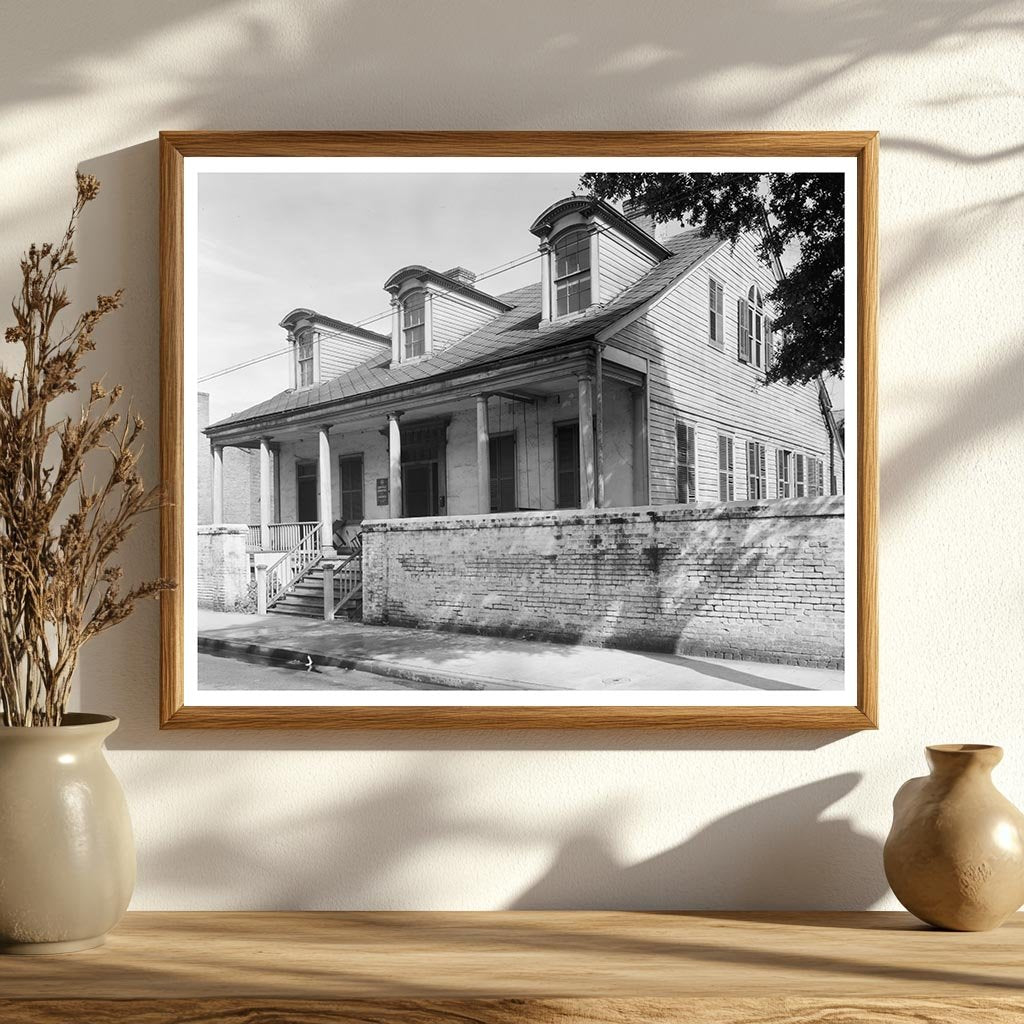 Historic 1835 Cottage in Mobile, Alabama