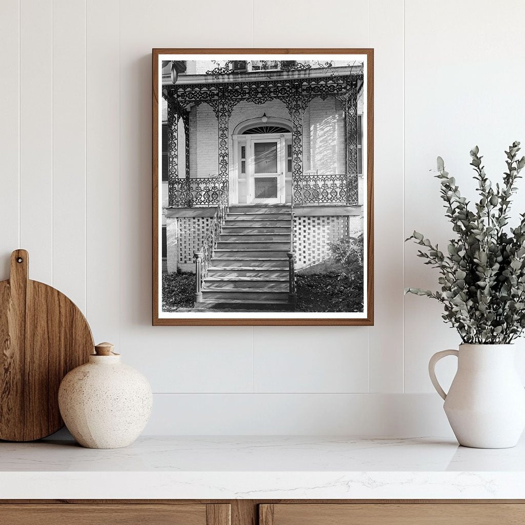 Historic Building in Athens, GA - 1830 Architectural Photo