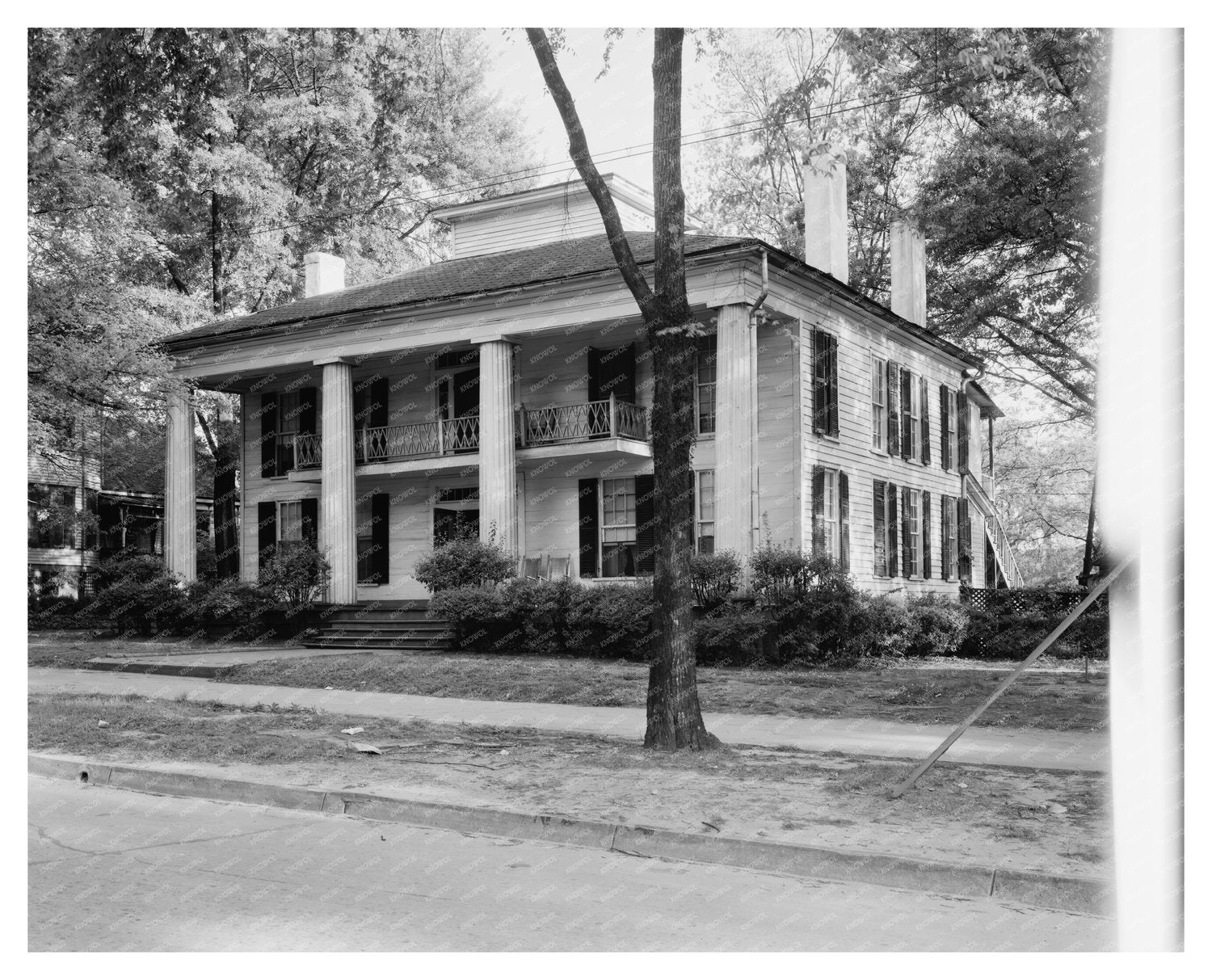 Historic Building in La Grange, GA - 1840 Photo