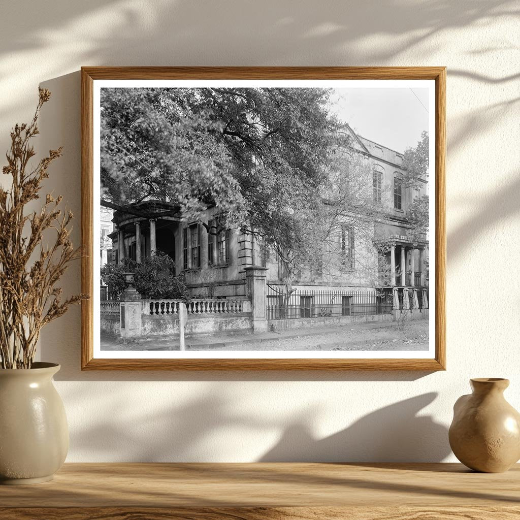 Historic Residence in Savannah, GA - 19th Century Architectu