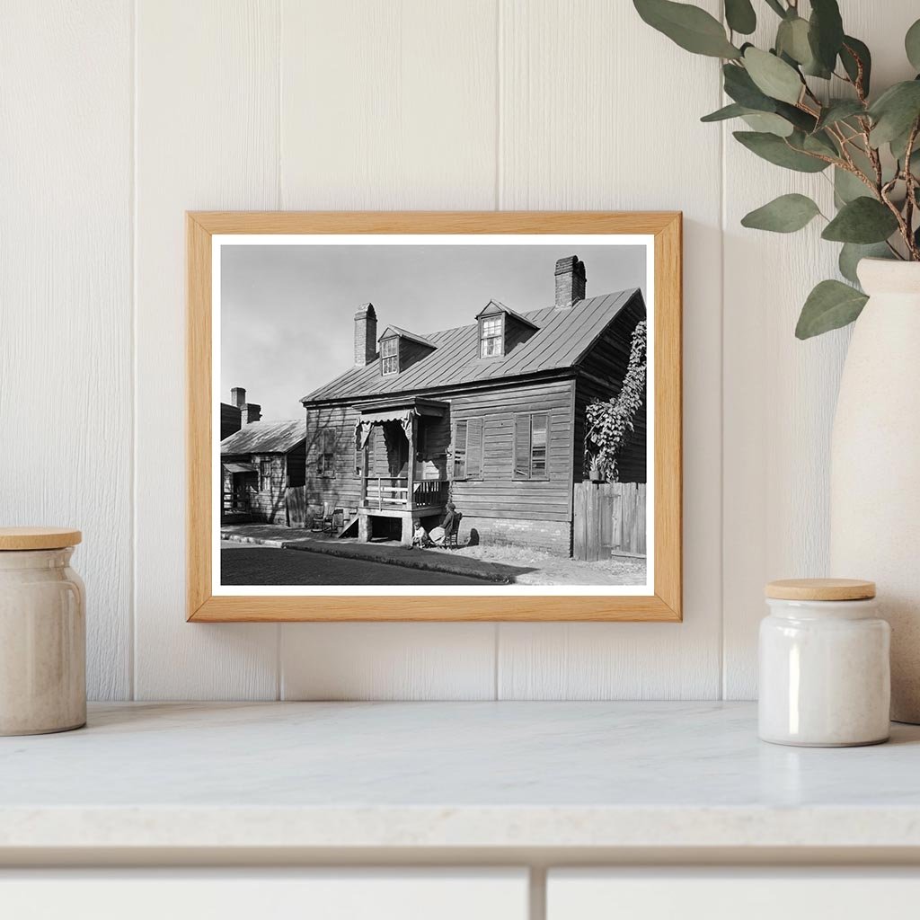 1860 Wooden House in Savannah, Georgia - Historic Photo