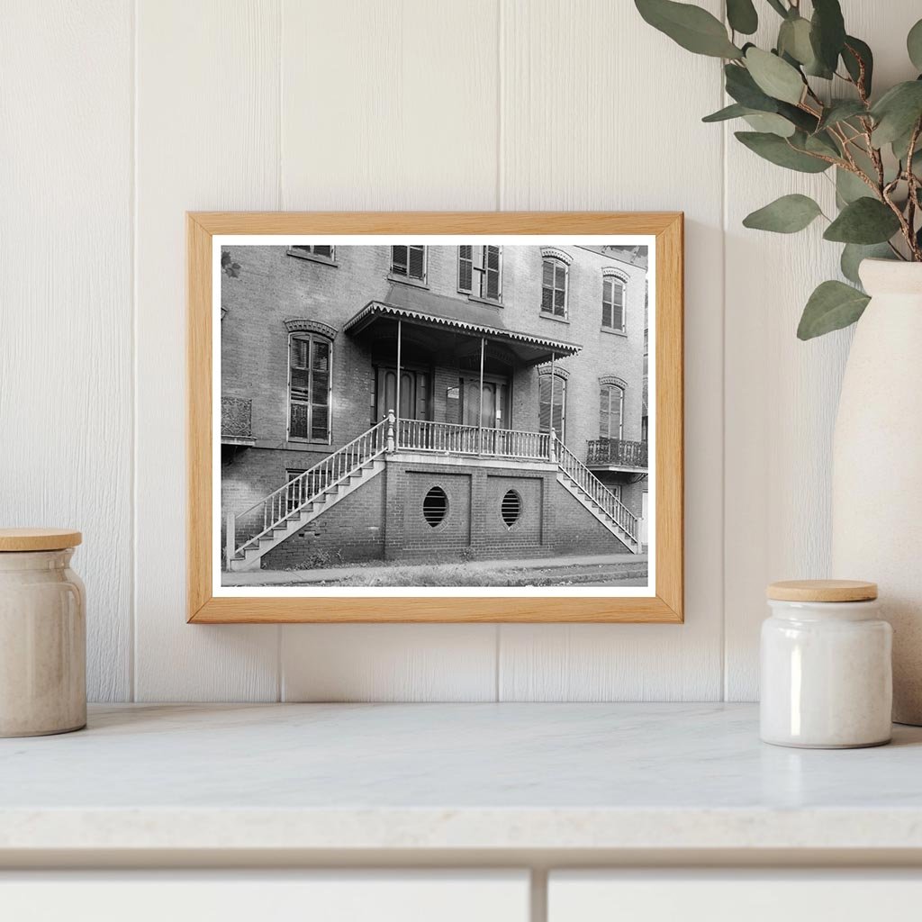 Savannah GA Architecture 1870: Historic Building Photo