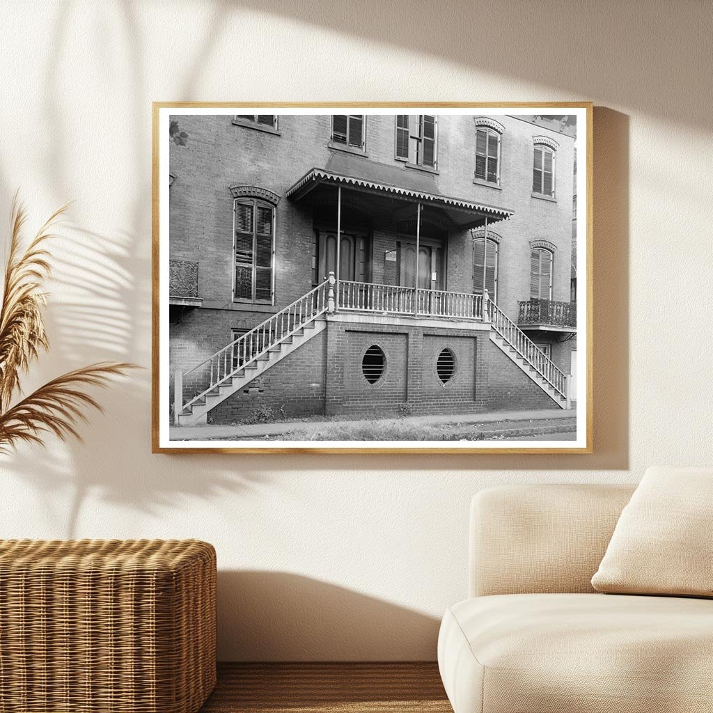 Savannah GA Architecture 1870: Historic Building Photo