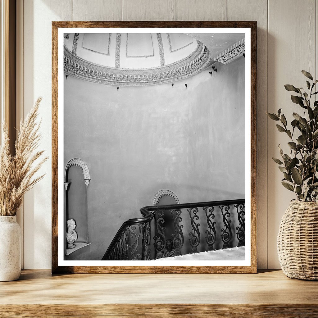 Historic Savannah Stairhall Photo, Chatham County, 1850-1861