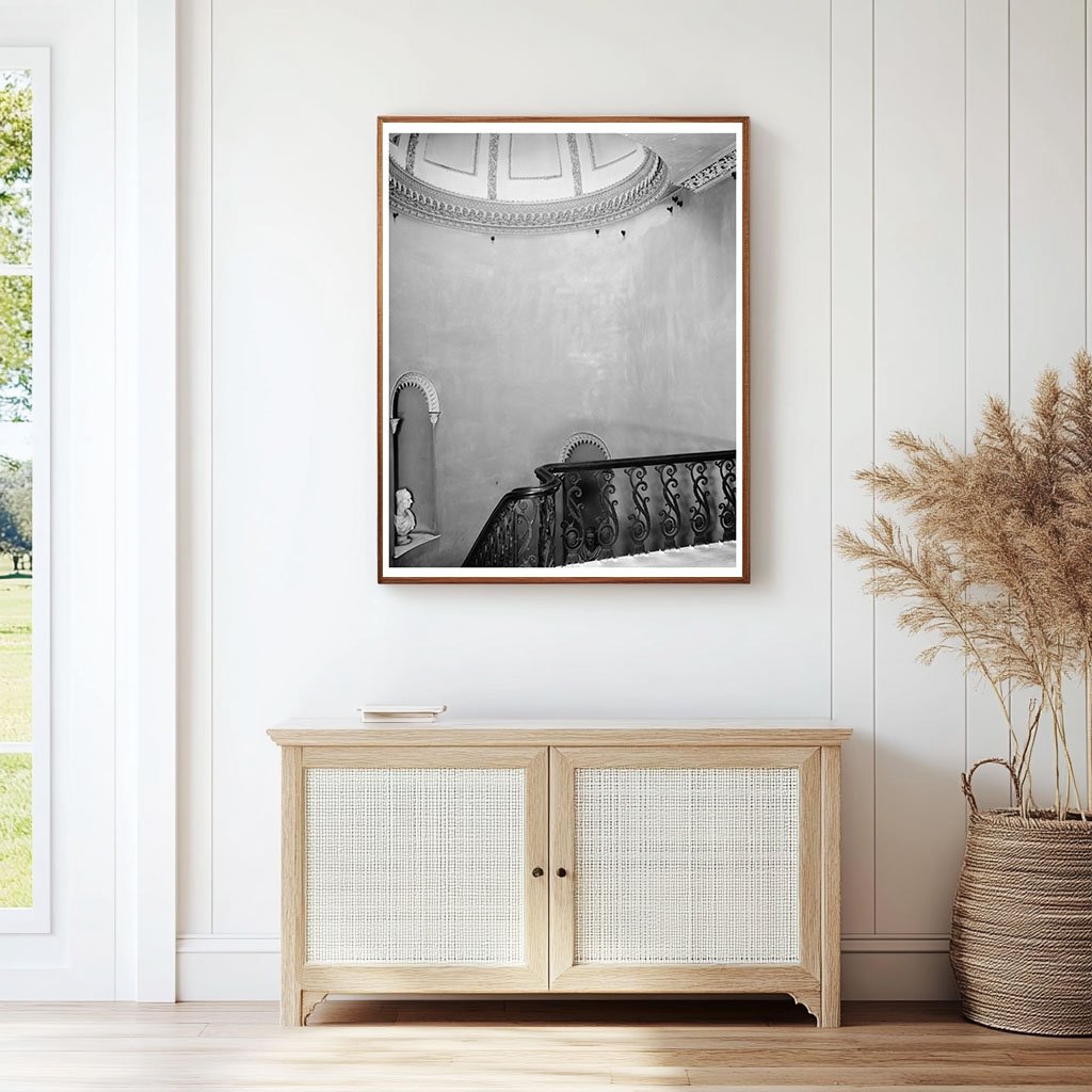 Historic Savannah Stairhall Photo, Chatham County, 1850-1861