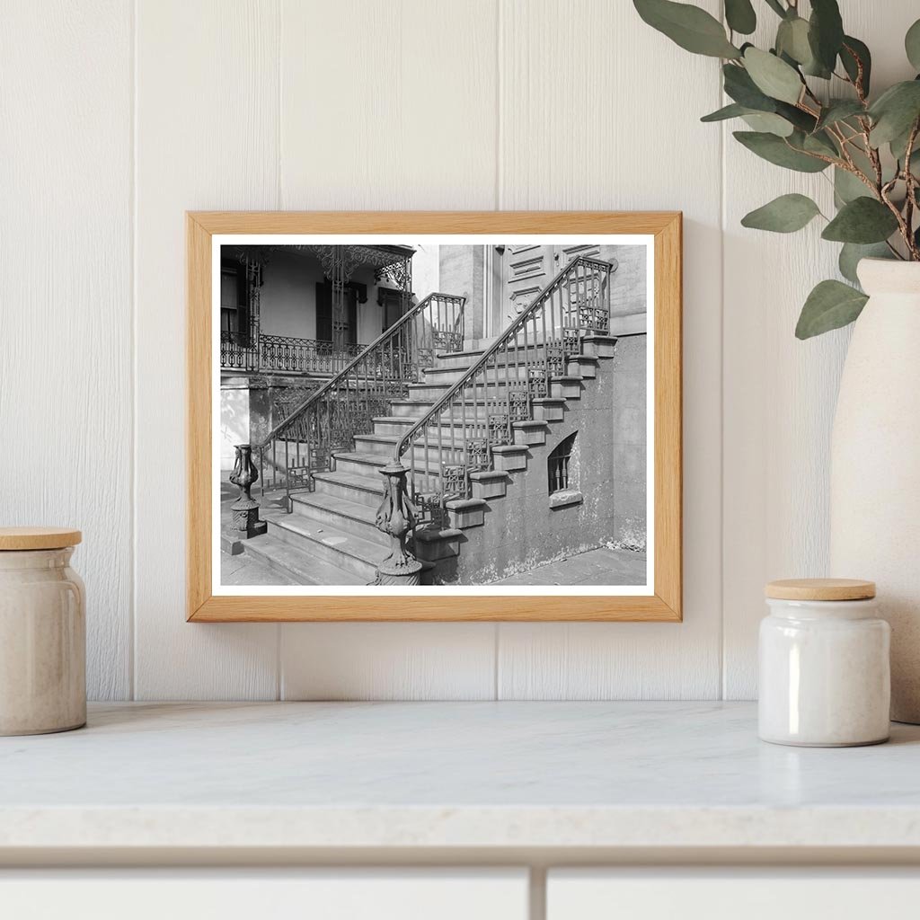 Savannah, GA Architecture 1853: Ironwork Staircase Photo