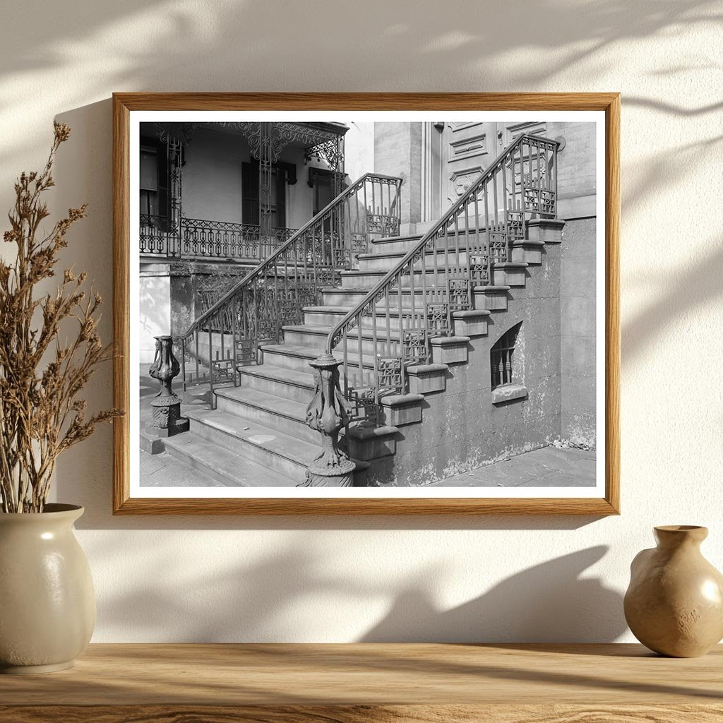 Savannah, GA Architecture 1853: Ironwork Staircase Photo